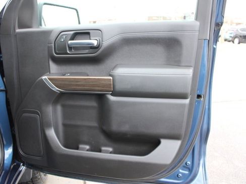 Used 2019 Chevrolet Silverado 1500 RST w/ All-Star Edition image 21