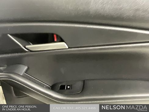 Certified 2023 MAZDA CX-30 AWD 2.5 S w/ Select Package image 19