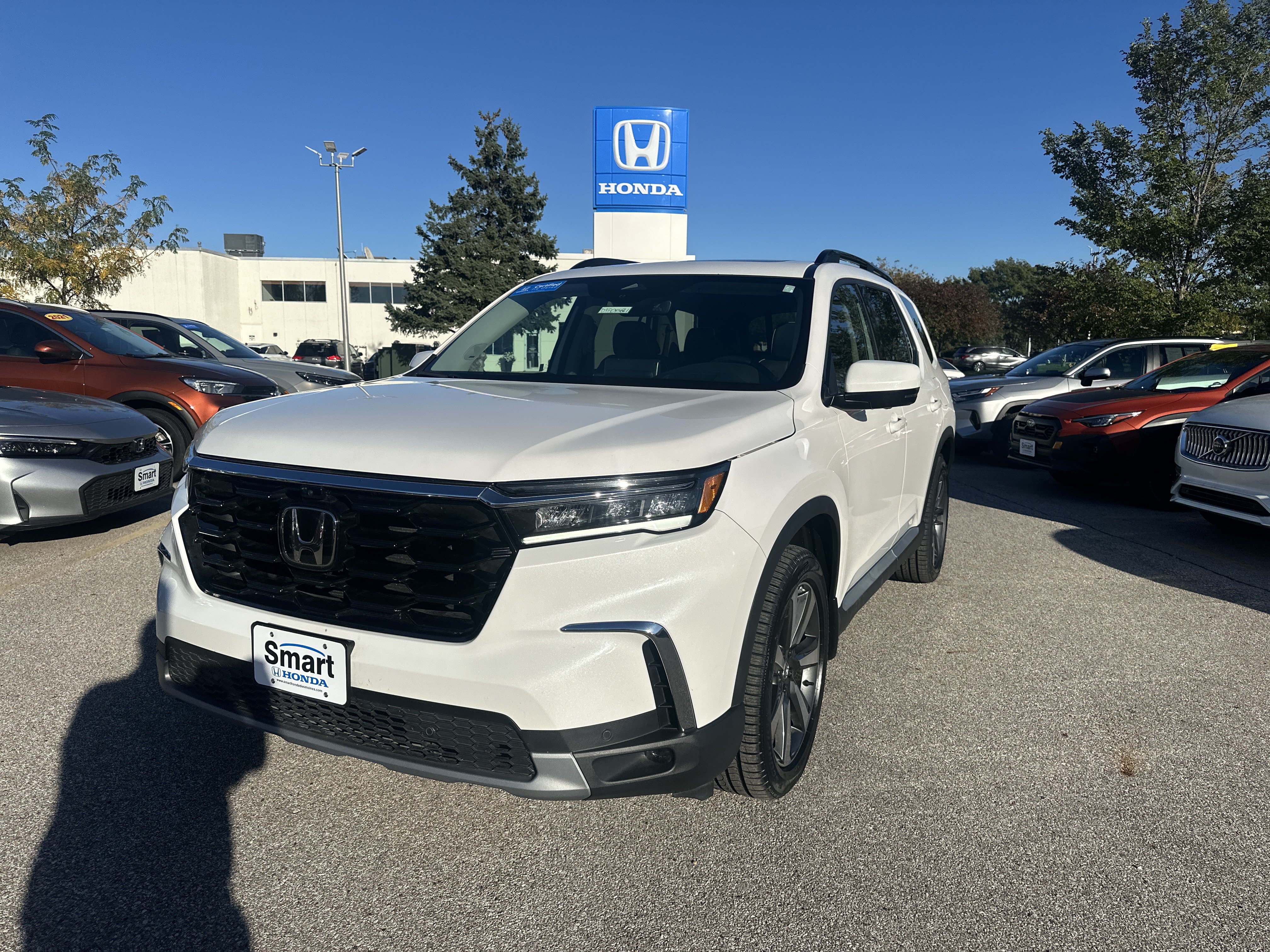 Certified 2024 Honda Pilot Elite image 1