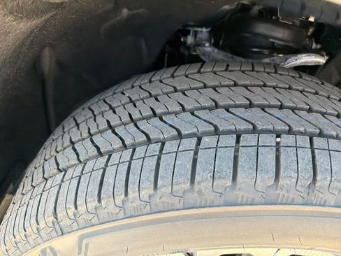 New 2026 GMC Sierra 1500 Denali Ultimate AWD/4WD image 12