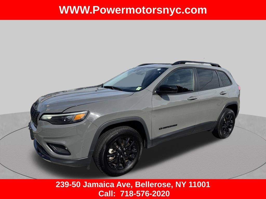 Used 2023 Jeep Cherokee Altitude Lux AWD/4WD image 2