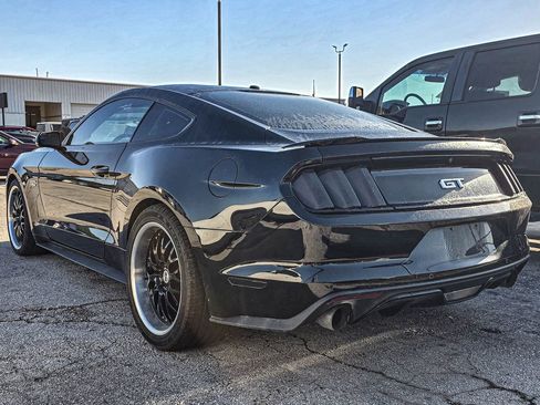 Used 2017 Ford Mustang GT Premium RWD image 4