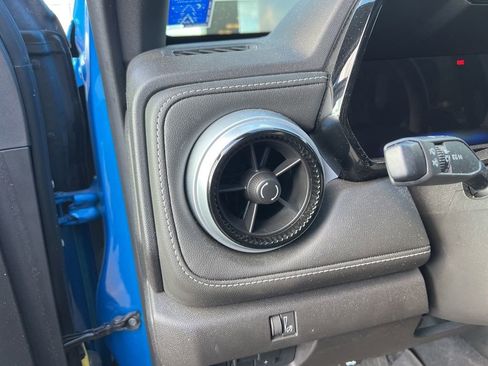 Used 2024 Chevrolet Colorado LT w/ LT Convenience Package III AWD/4WD image 19