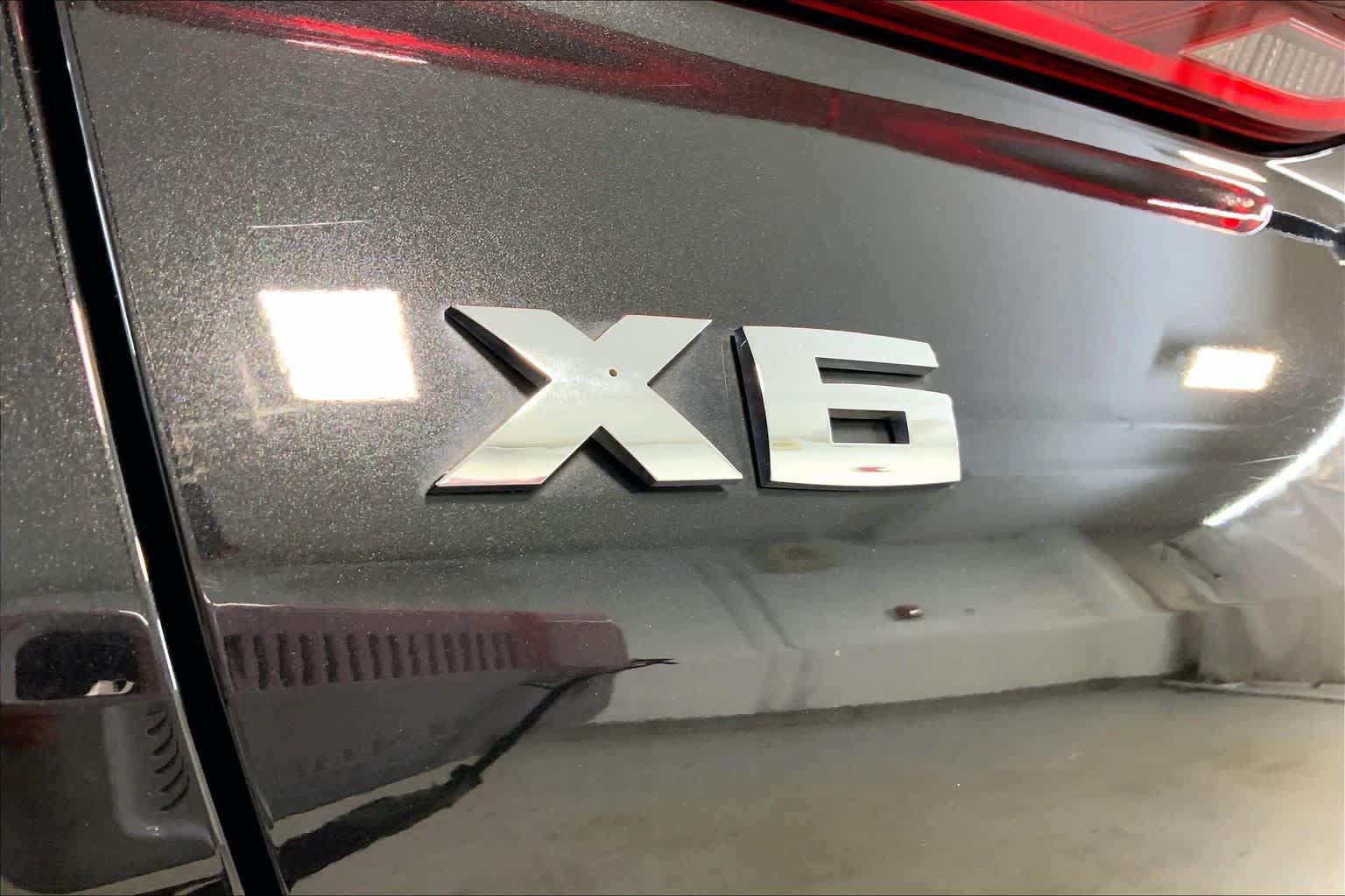 Used 2024 BMW X6 M60i w/ Dynamic Handling Package AWD/4WD image 29