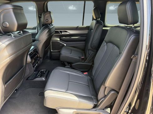 New 2026 Jeep Grand Wagoneer Limited AWD/4WD image 23