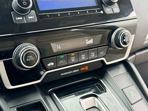 Used 2017 Honda CR-V LX image 11