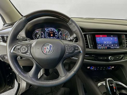 Used 2021 Buick Enclave Avenir w/ Avenir Technology Package FWD image 11