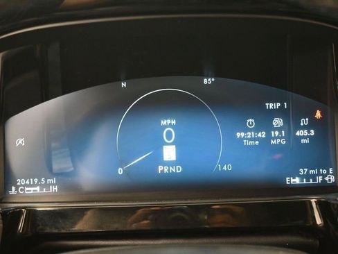 Used 2023 Lincoln Corsair Reserve AWD/4WD image 28
