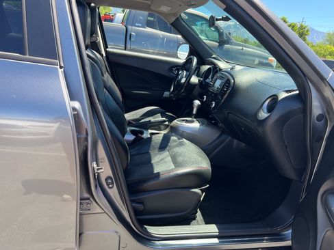 Used 2011 Nissan Juke SL w/ Chrome Pkg AWD/4WD image 16