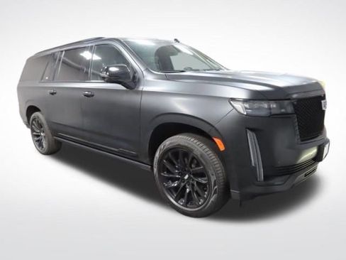 Certified 2023 Cadillac Escalade ESV Sport Platinum w/ LPO, ONYX Package image 7