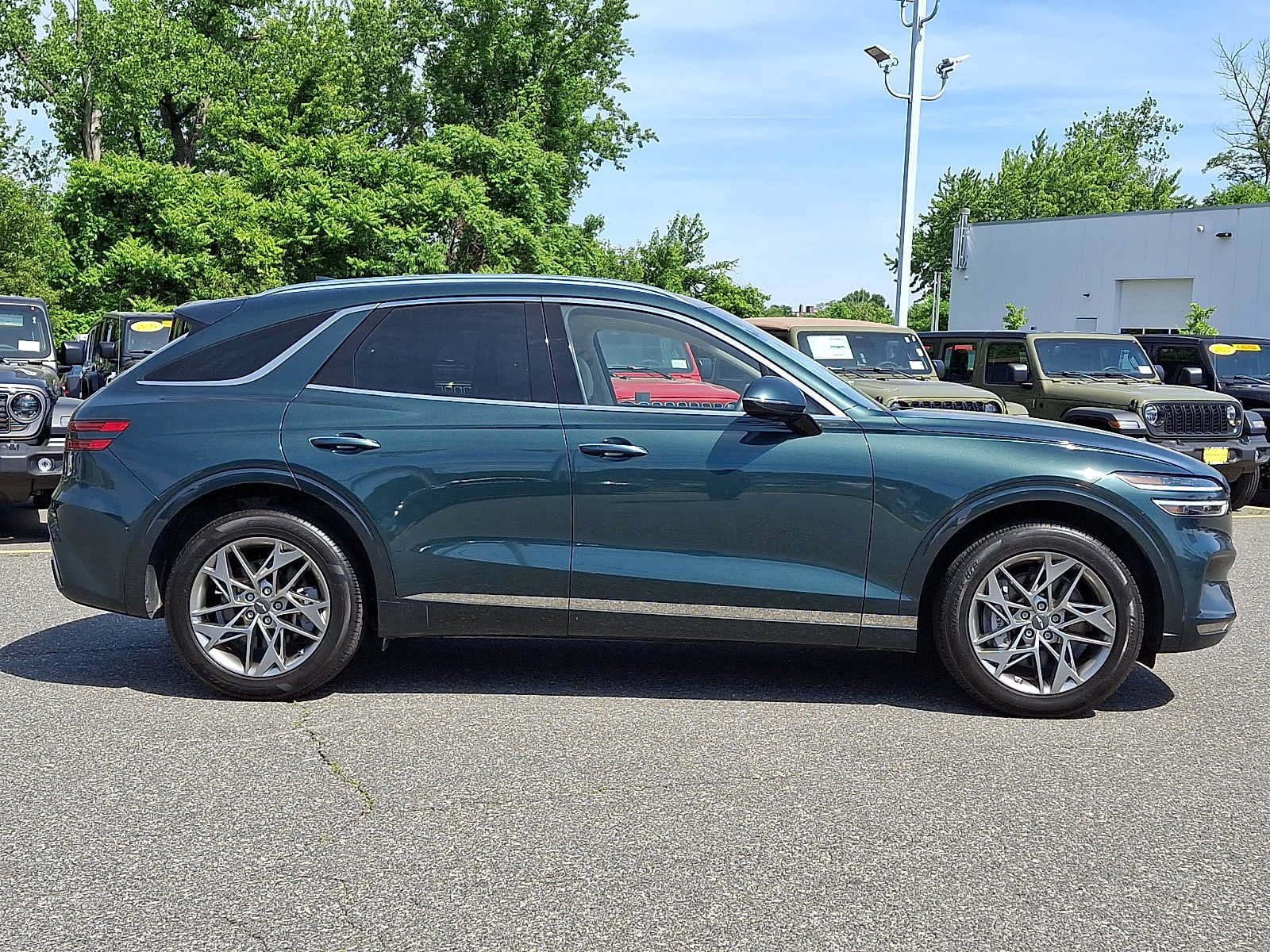 Used 2024 Genesis GV70 2.5T w/ Select Package AWD/4WD image 7