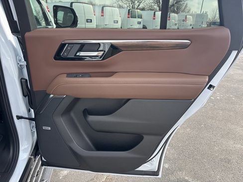 New 2026 Chevrolet Tahoe High Country w/ Sun And Tow Package image 45