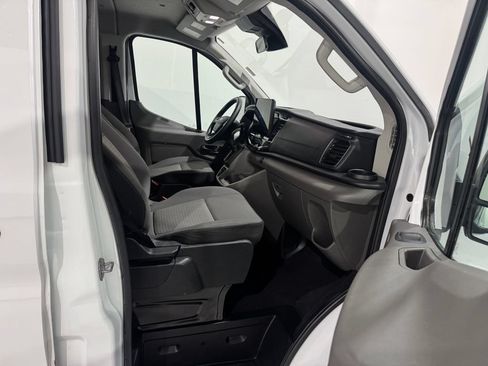 Used 2024 Ford Transit 350 XLT RWD image 19