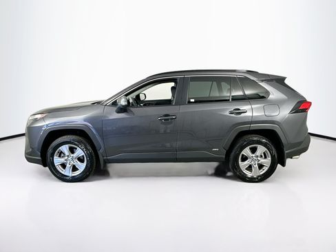 Used 2025 Toyota RAV4 XLE w/ Convenience Package AWD/4WD image 8