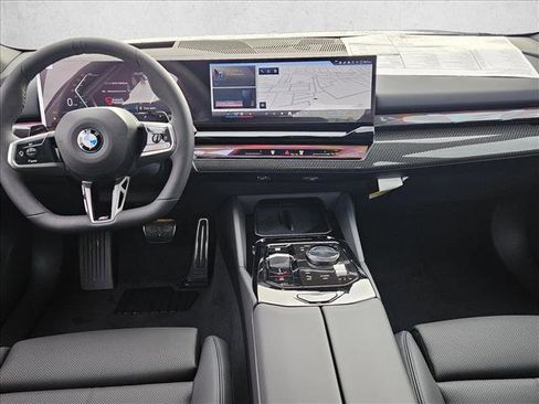 New 2026 BMW 540i xDrive image 14