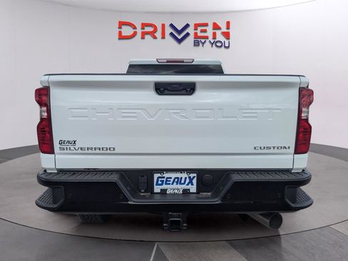 New 2026 Chevrolet Silverado 2500 Custom w/ Custom Value Package AWD/4WD image 4