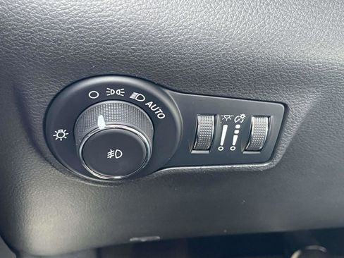 Used 2023 Jeep Compass Trailhawk w/ Trailer Tow Group image 24