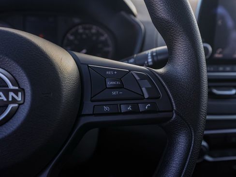 Used 2025 Nissan Altima 2.5 S image 26