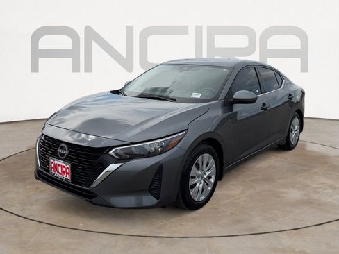 Used 2025 Nissan Sentra S w/ Lighting Package FWD image 7