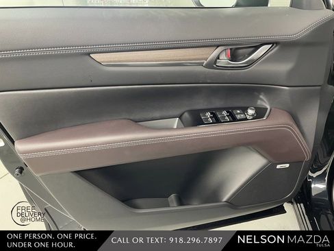 New 2025 MAZDA CX-5 Signature image 18