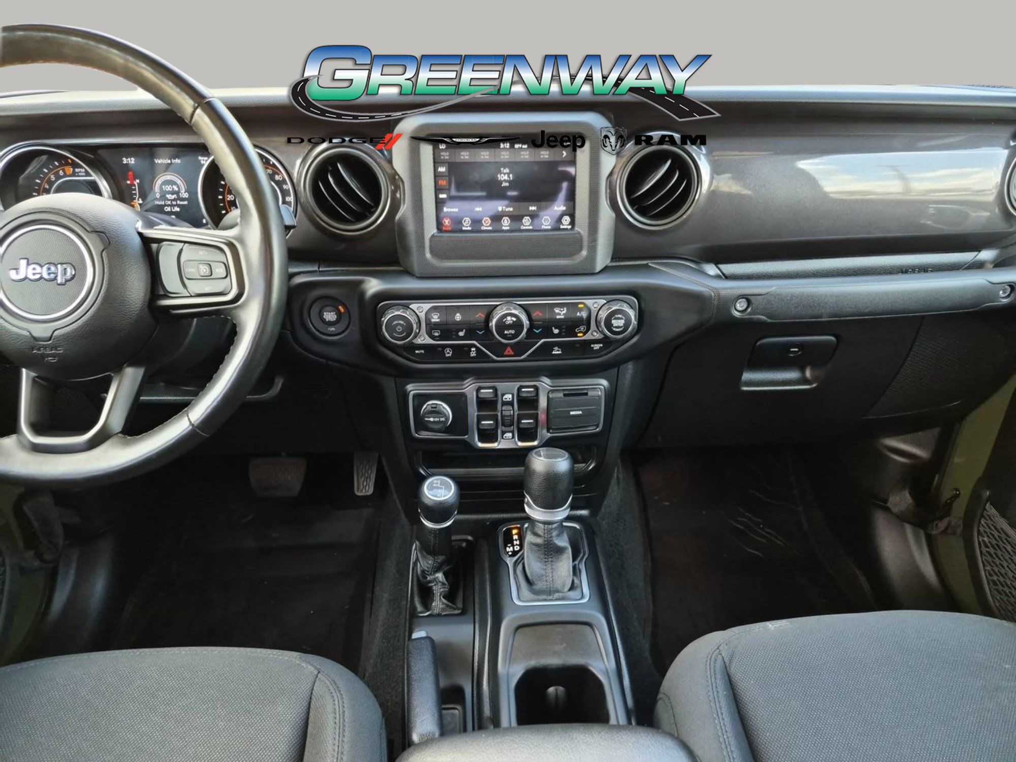 Used 2022 Jeep Gladiator Sport AWD/4WD image 10