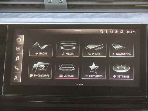 Certified 2022 Audi e-tron Premium w/ Convenience Plus Package image 16