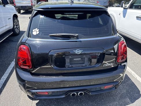 Used 2019 MINI Cooper S image 16