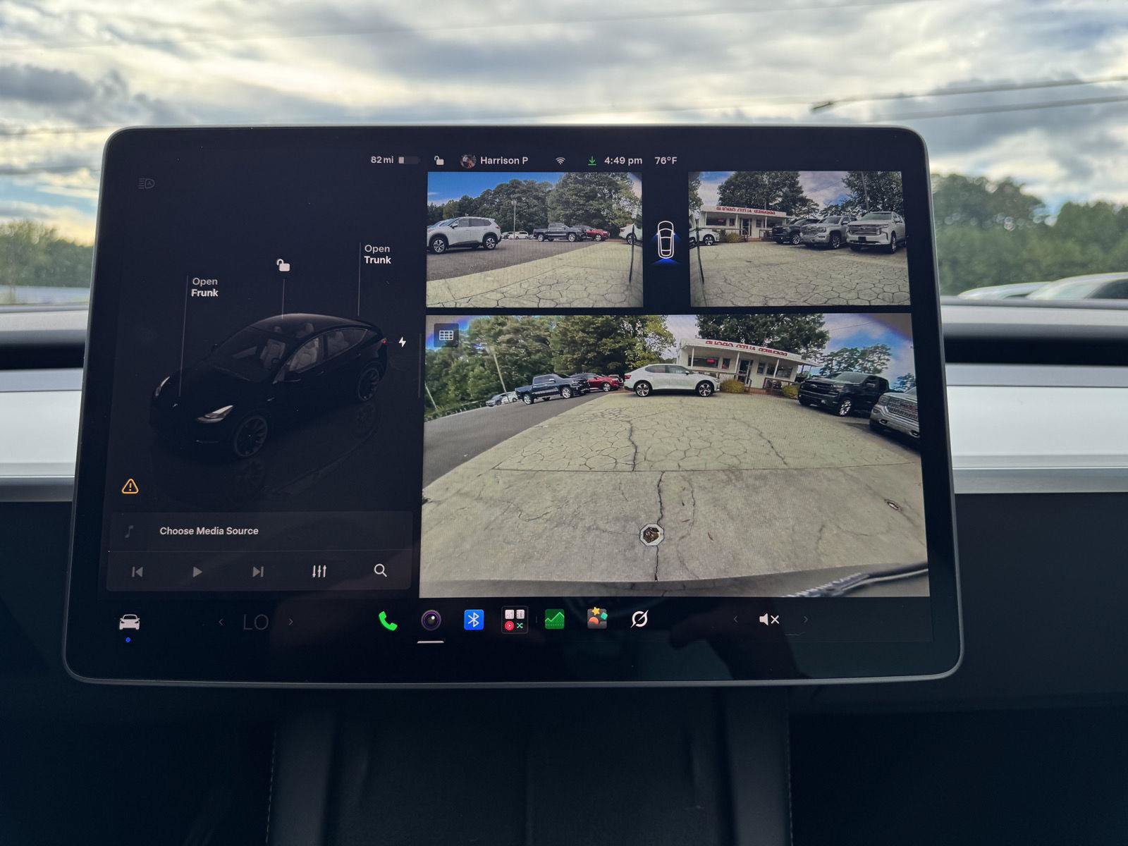 Used 2023 Tesla Model Y Long Range AWD/4WD image 22