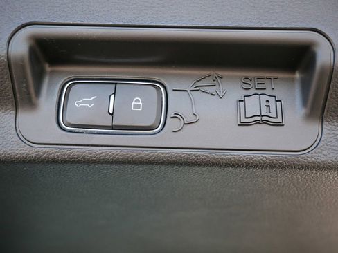 Used 2023 Ford Explorer XLT w/ Equipment Group 202A image 23