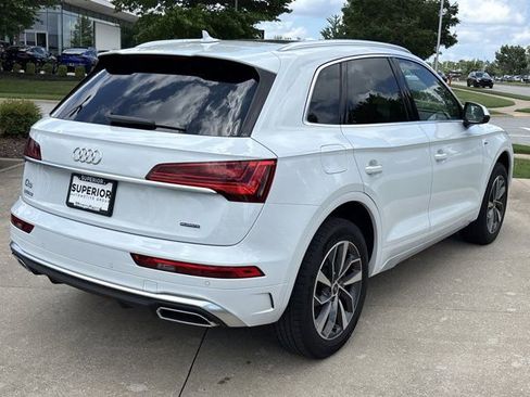Used 2024 Audi Q5 2.0T Premium Plus w/ Premium Plus Package AWD/4WD image 3