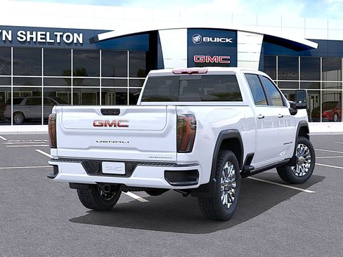 New 2026 GMC Sierra 2500 Denali w/ Denali Reserve Package AWD/4WD image 4