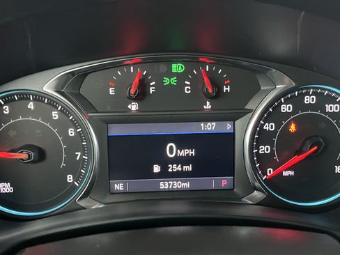 Used 2024 Chevrolet Equinox RS w/ RS Leather Package FWD image 11