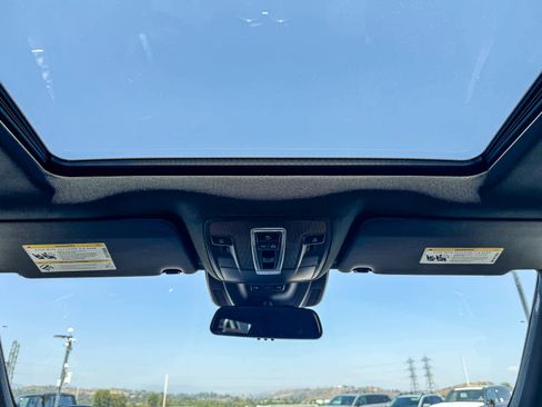 Used 2019 Mercedes-Benz GLE 400 4MATIC image 13