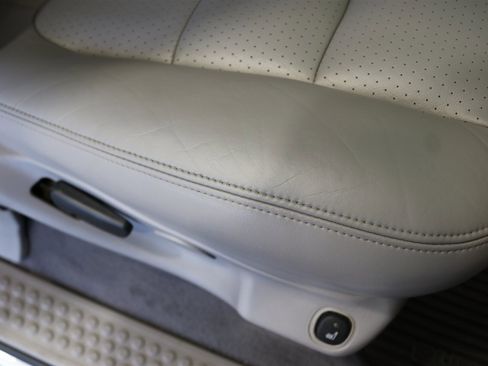 Used 2001 Ford F350 Lariat image 71