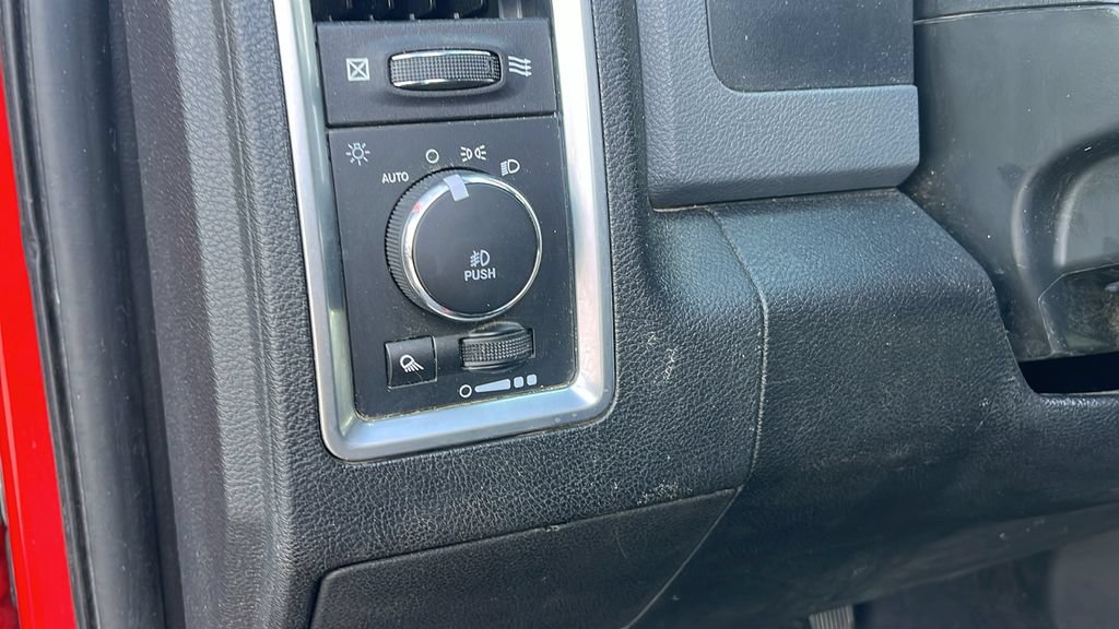 Used 2019 RAM 1500 Warlock w/ Luxury Group AWD/4WD image 11
