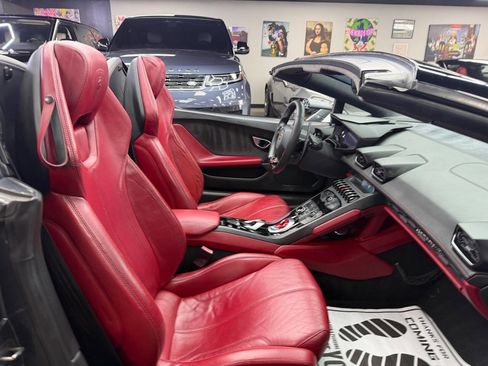 Used 2017 Lamborghini Huracan LP 610-4 image 13