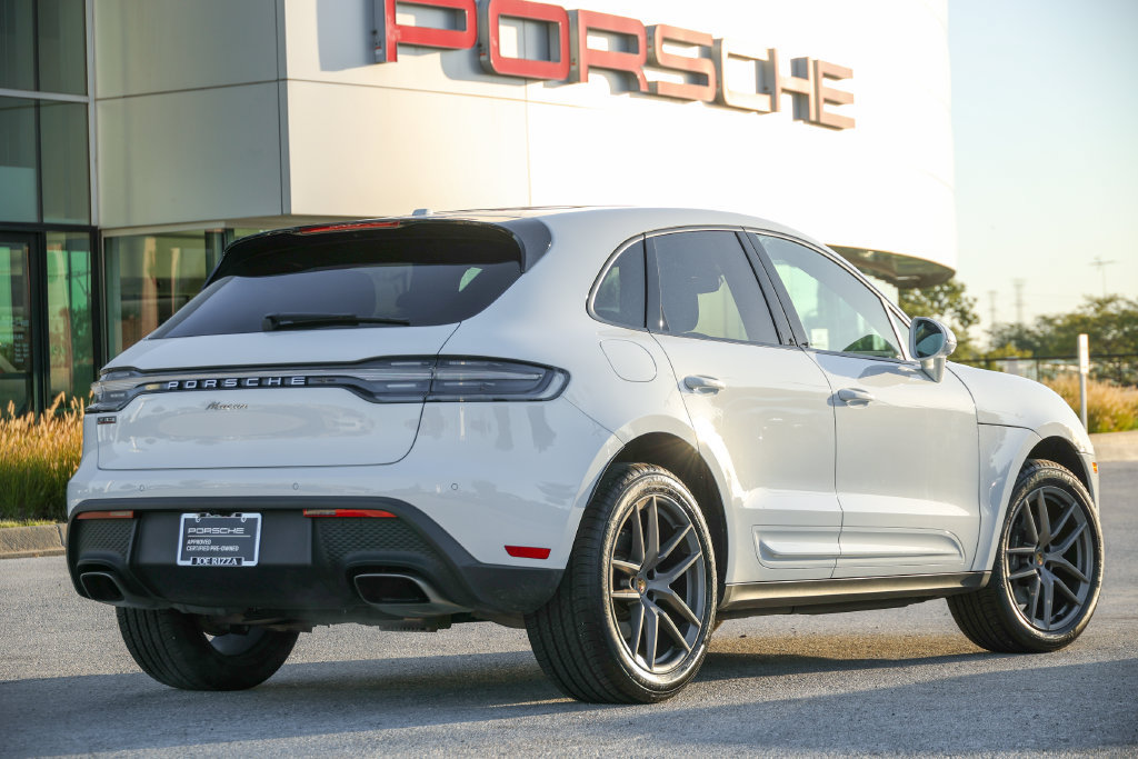 Certified 2026 Porsche Macan AWD/4WD image 10