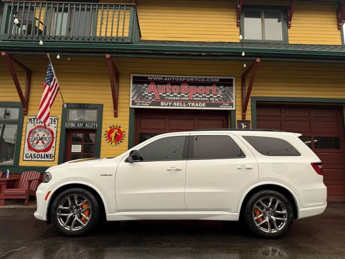 Used 2023 Dodge Durango R/T w/ Hemi Orange Plus Package AWD/4WD image 6