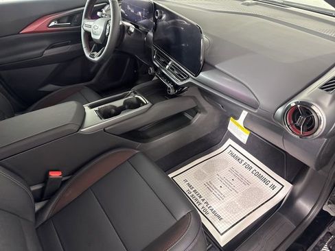 New 2026 Chevrolet Equinox EV RS image 13