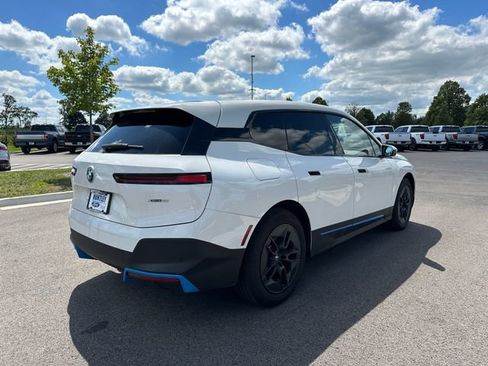 Used 2024 BMW iX xDrive50 w/ Convenience Package image 32