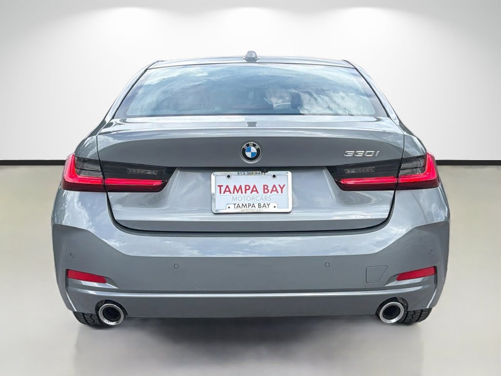 Used 2023 BMW 330i Sedan w/ Premium Package RWD image 4