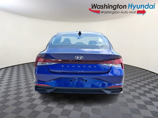 Certified 2023 Hyundai Elantra SEL w/ Convenience Package FWD image 5