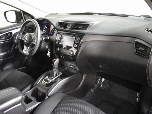 Certified 2022 Nissan Rogue Sport S image 31