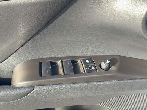 Certified 2023 Toyota Camry SE image 16