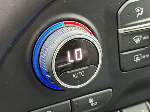 Used 2021 Chevrolet Silverado 1500 LT Trail Boss image 29