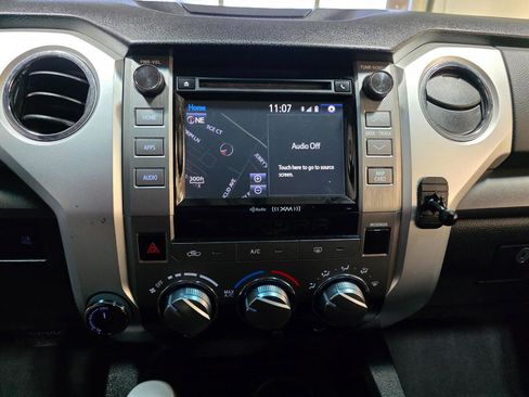 Used 2014 Toyota Tundra SR5 w/ SR5 Upgrade Package image 30