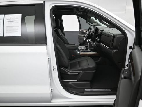 Used 2022 GMC Sierra 1500 Elevation w/ Elevation Premium Package AWD/4WD image 35