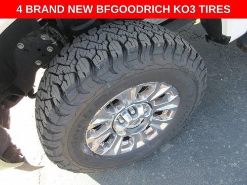Used 2019 Ford F250 Lariat w/ Chrome Package AWD/4WD image 2