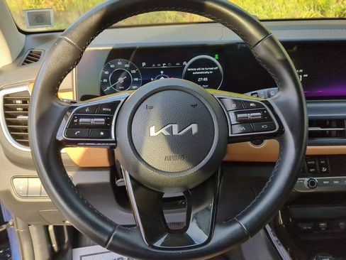 Used 2024 Kia Seltos EX image 14