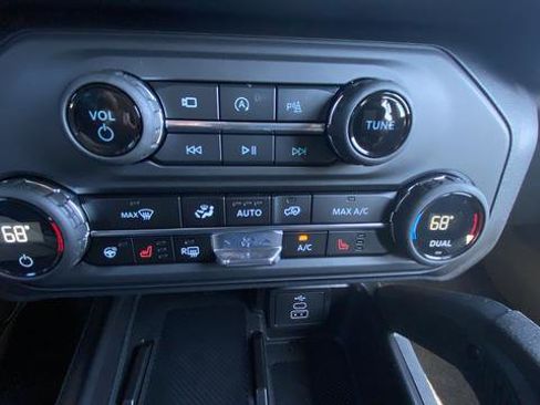 New 2026 Ford Bronco Outer Banks AWD/4WD image 18